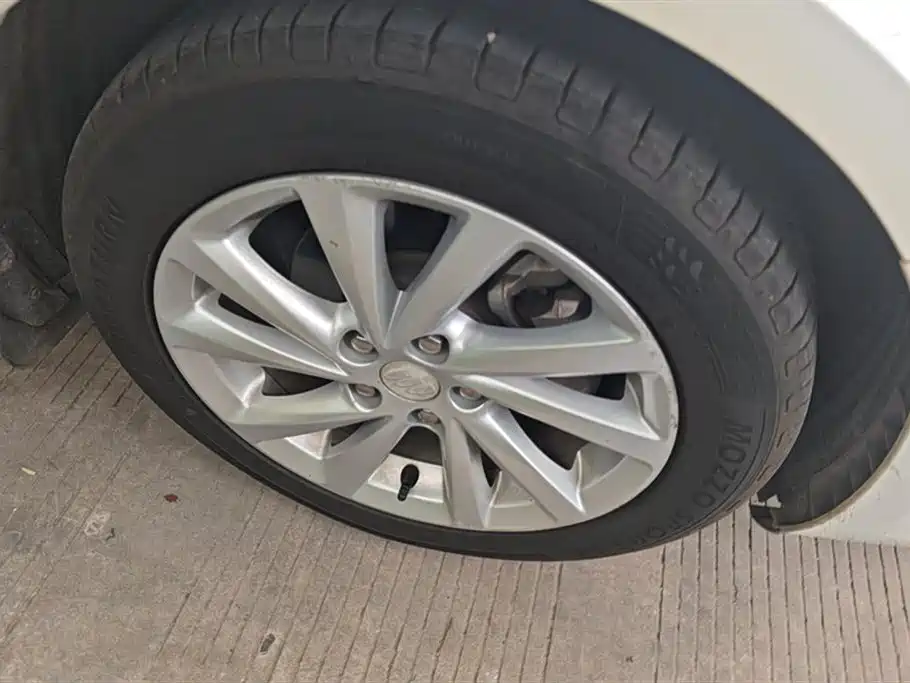 Buick Verano 2018 15S AT Lead
