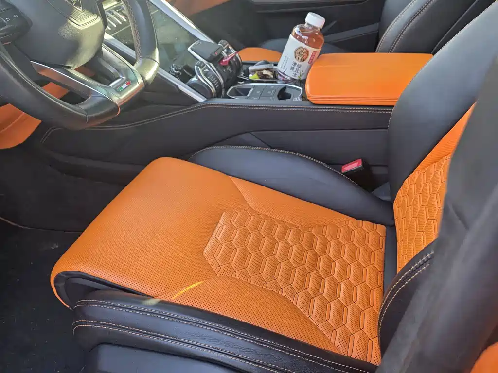 Lamborghini Urus — миниатюра 9