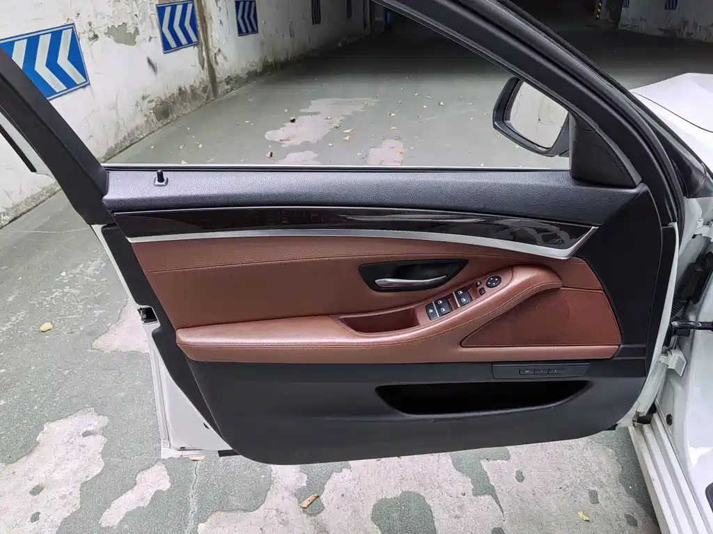 BMW 5 Series — фотографии объявления, Фото 13