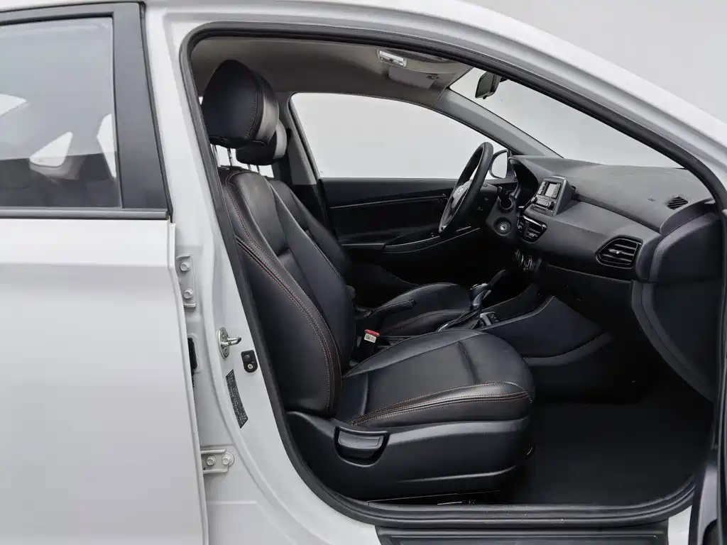 Hyundai Elantra — миниатюра 23