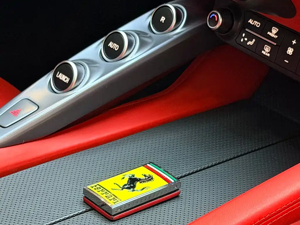 Ferrari GTC4Lusso — миниатюра 18