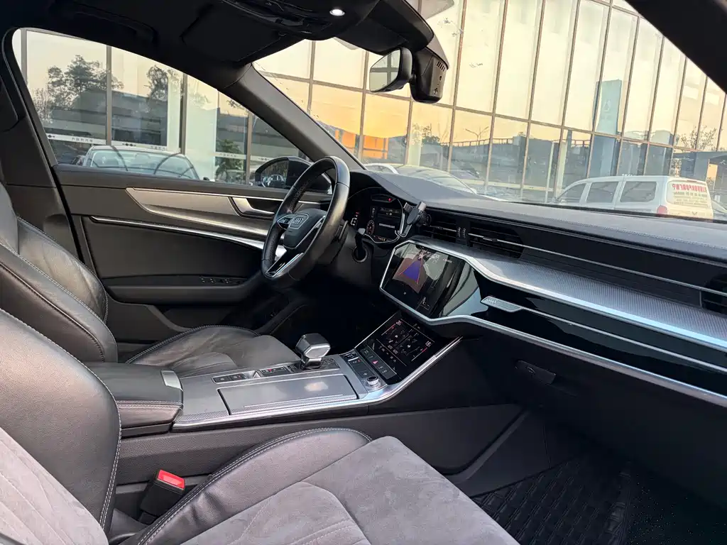 Audi A6L — миниатюра 13
