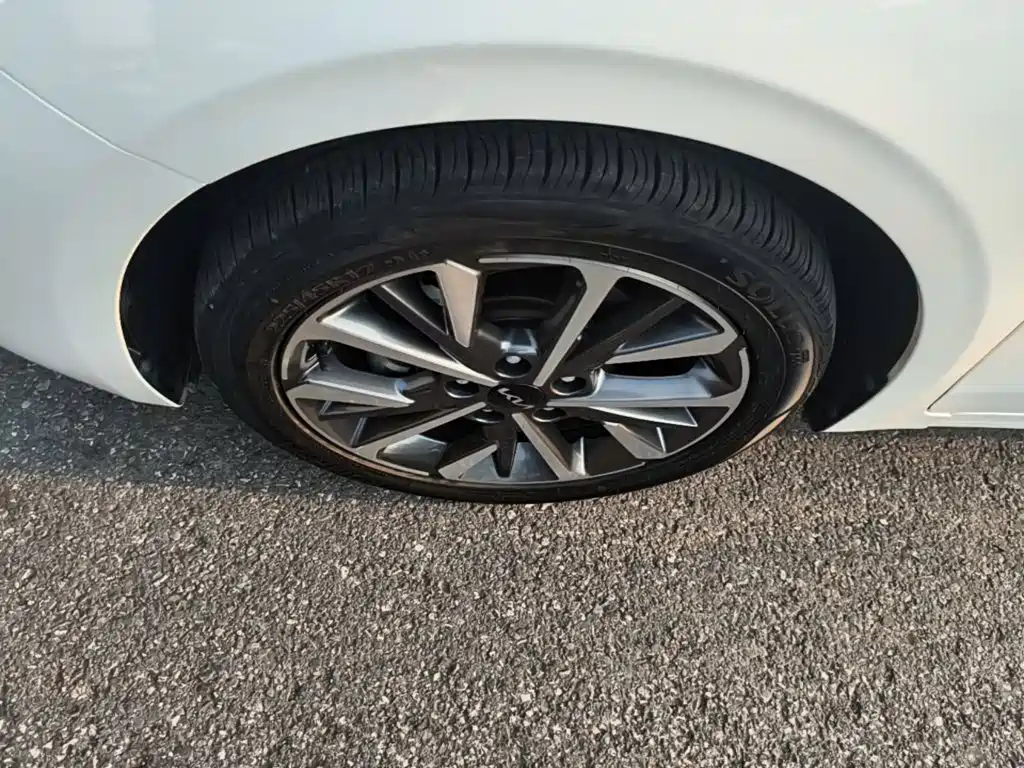 Kia K3 — миниатюра 23