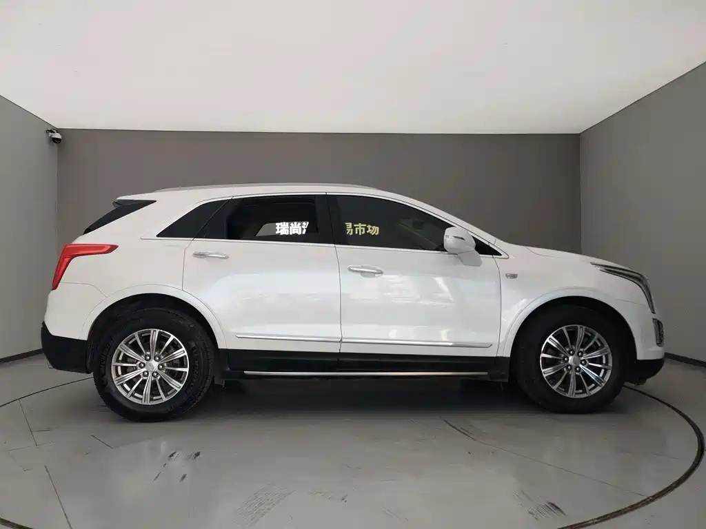 Cadillac XT5 — миниатюра 4