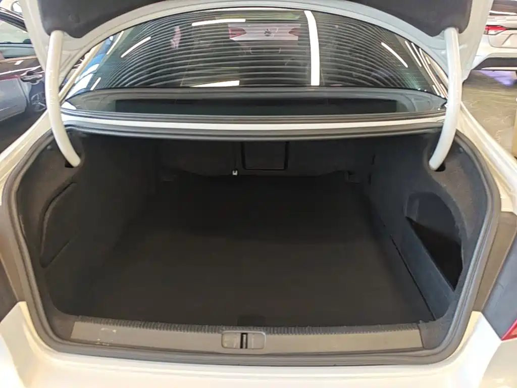 Volkswagen CC — миниатюра 19