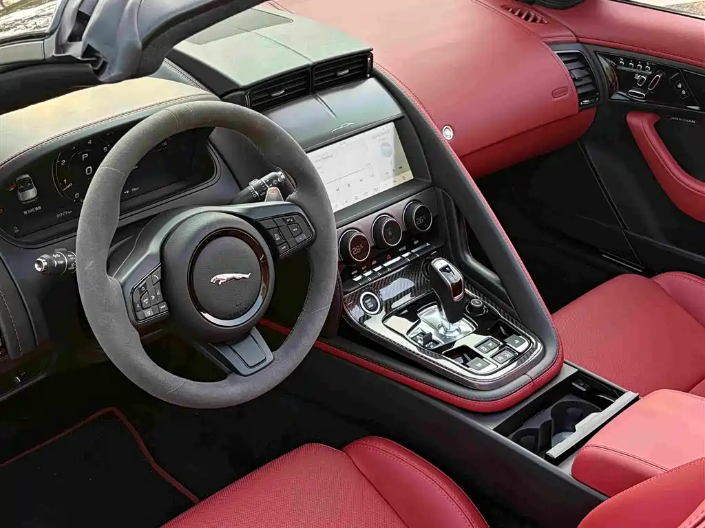Jaguar F-TYPE — миниатюра 11