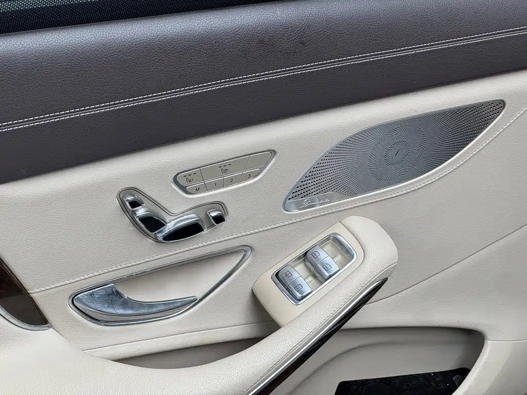 Mercedes-Benz S-Class — миниатюра 11