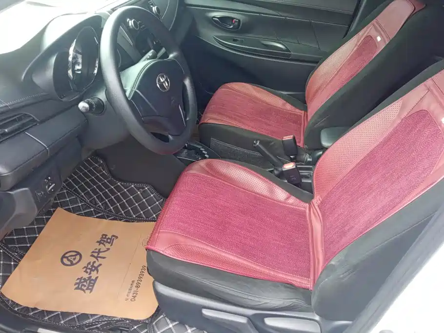 Toyota Yaris L — миниатюра 9