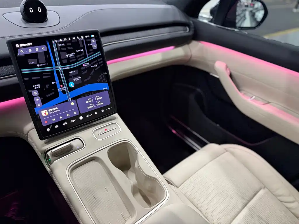NIO ES6 — миниатюра 12