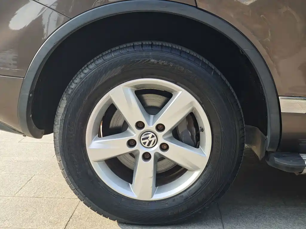 Volkswagen Touareg — миниатюра 11