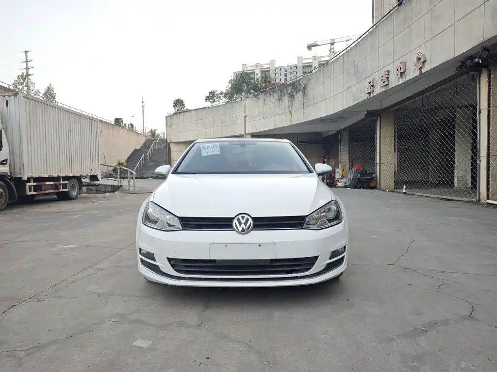 Volkswagen Golf — миниатюра 2