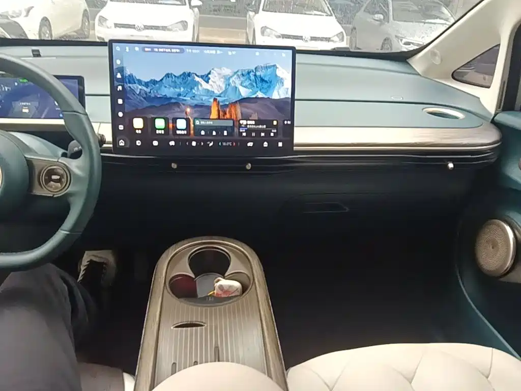 Baojun Yunduo — миниатюра 10