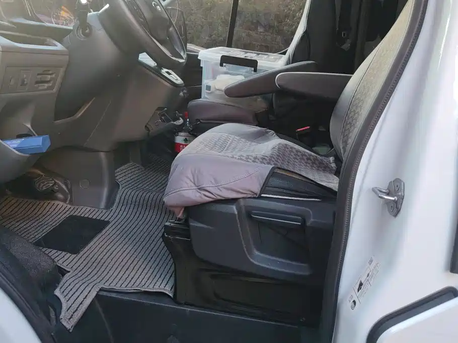 Ford Transit — миниатюра 9