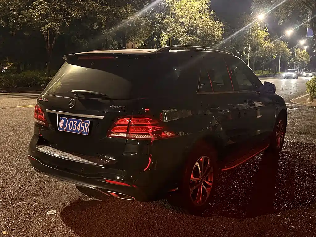 Mercedes-Benz GLE (Import) — миниатюра 4