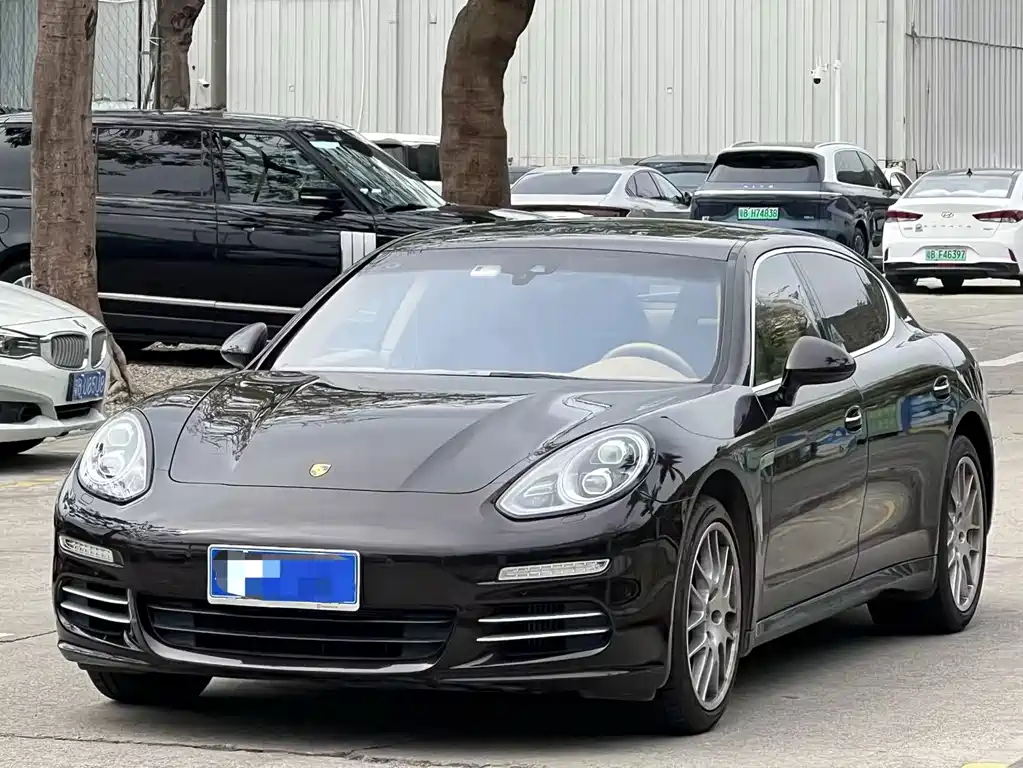 Porsche Panamera 2016