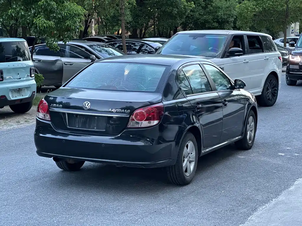 Volkswagen Lavida — миниатюра 9
