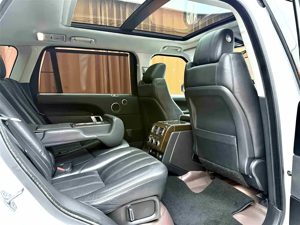 Land Rover Range Rover 2016 3.0 SC V6 Vogue SE Long Wheelbase