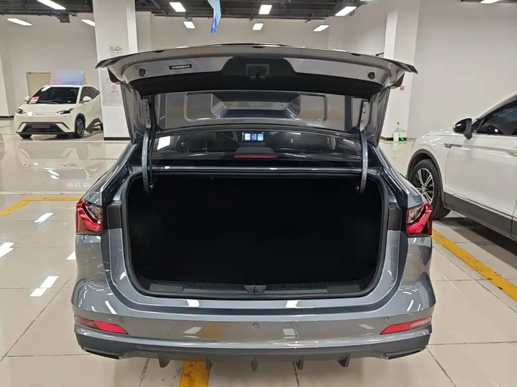 Roewe i5 — миниатюра 19