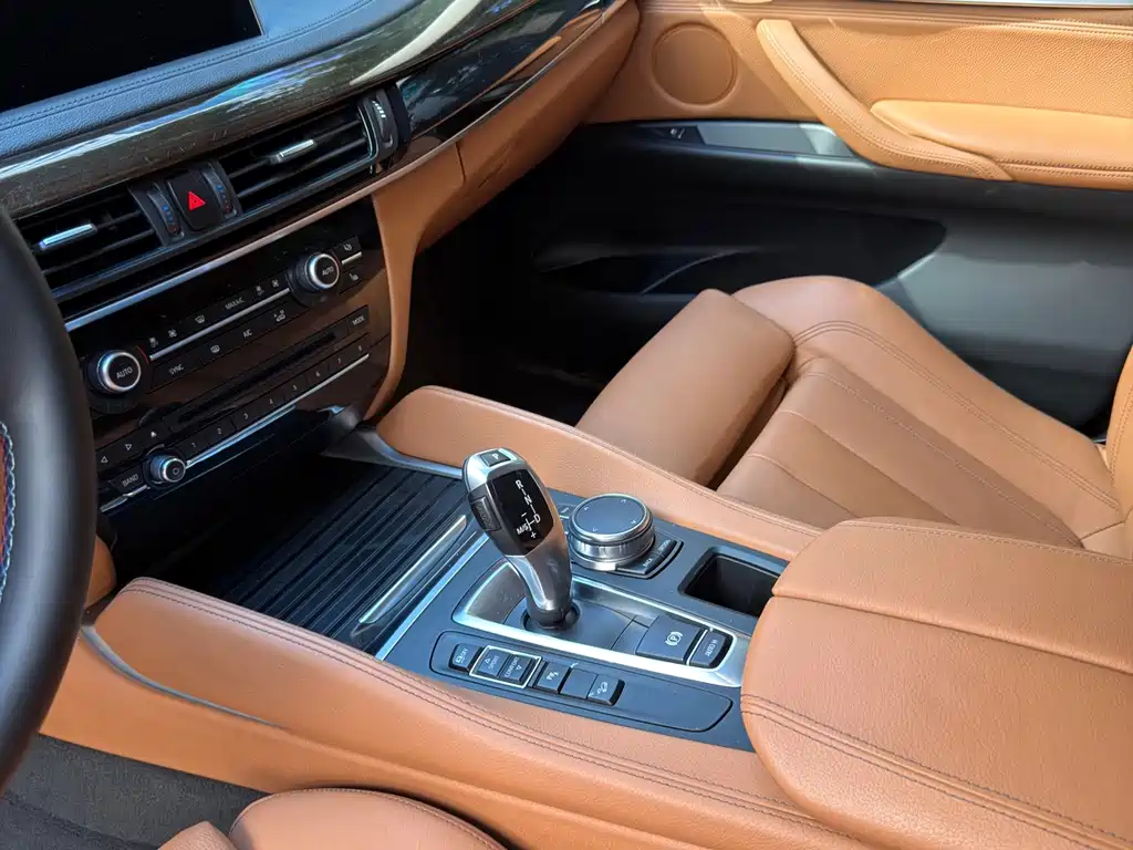 BMW X6 — миниатюра 6
