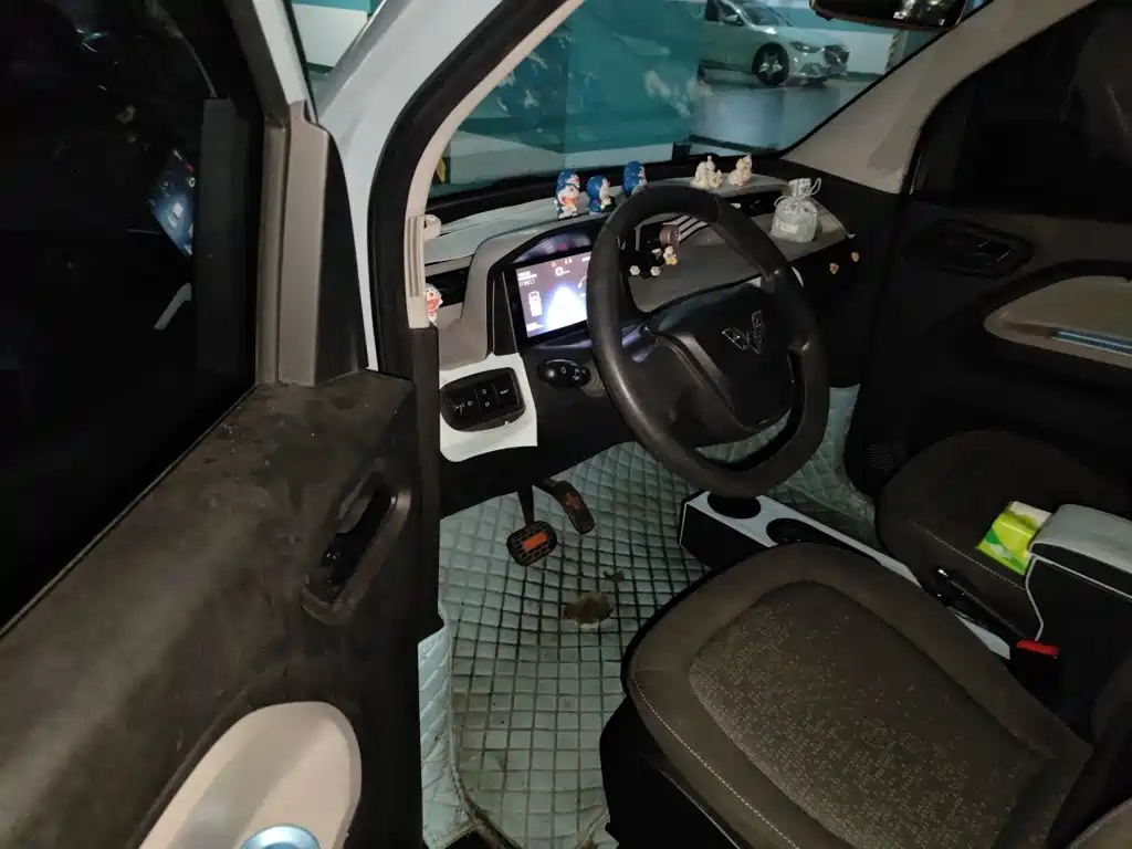 Wuling MINIEV — миниатюра 14