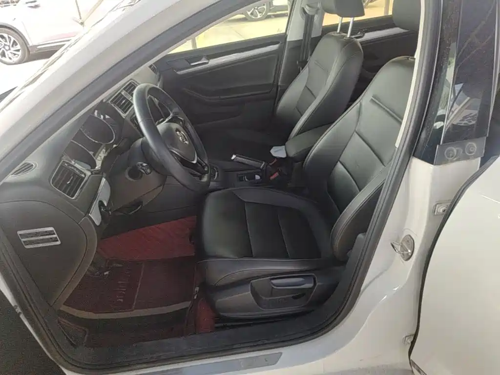 Volkswagen Sagitar — миниатюра 20