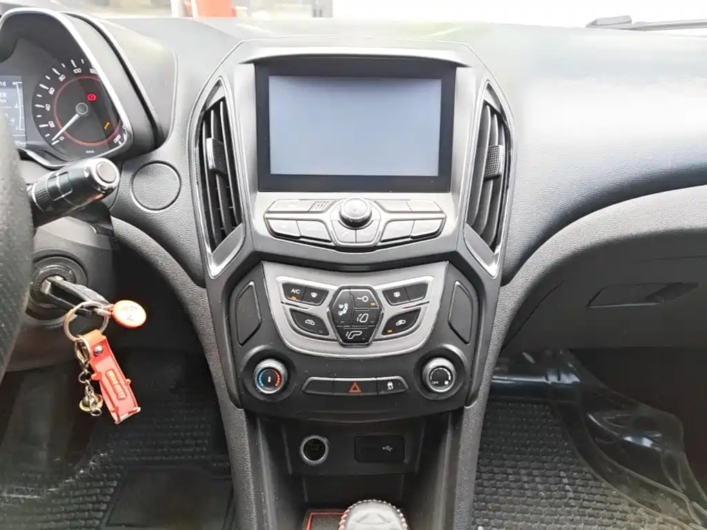 Chery Arrizo 5 — миниатюра 13