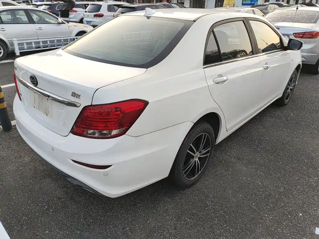 BYD Surui — миниатюра 7