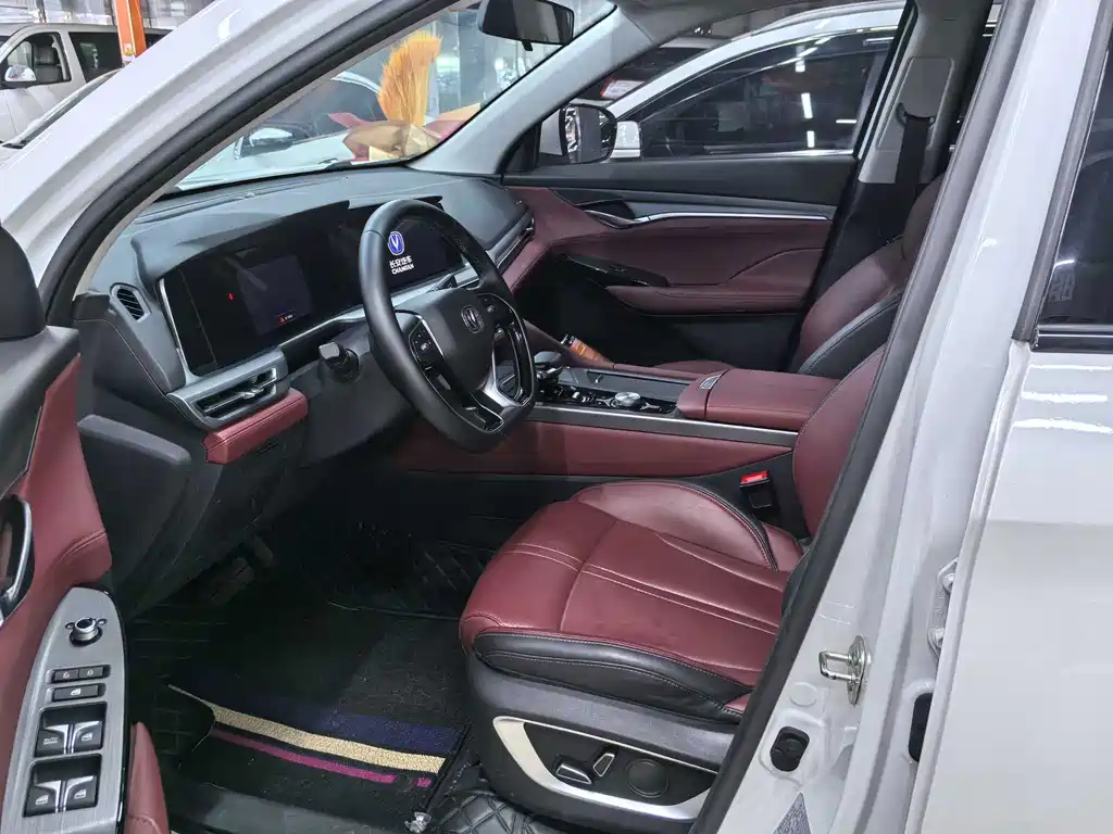 Changan Changan CS75PLUS — миниатюра 7