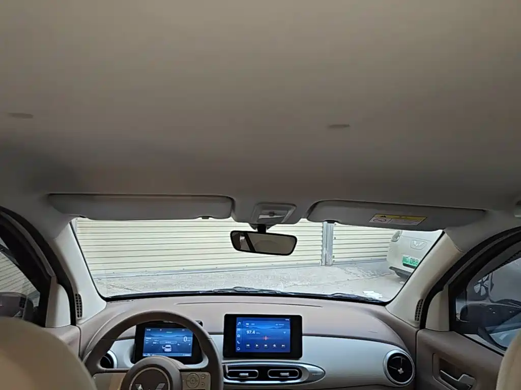 Wuling MINIEV — миниатюра 18