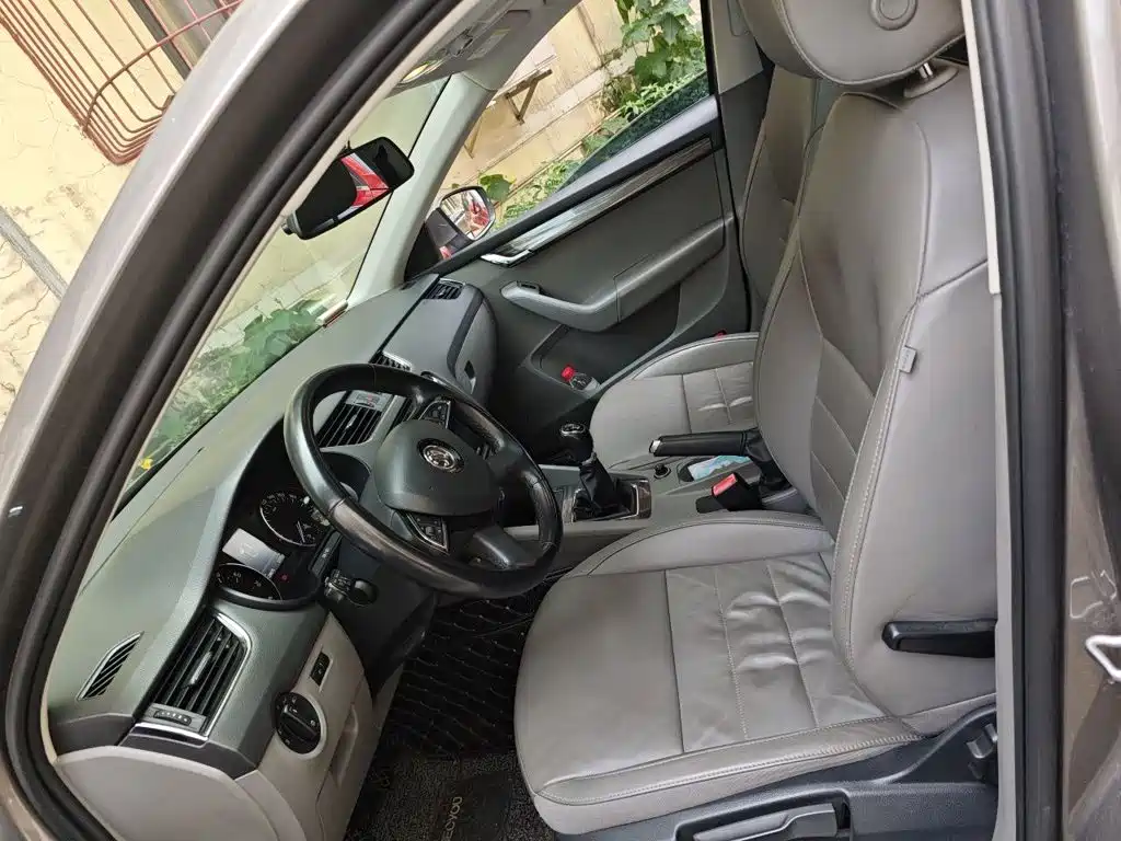 Skoda Octavia — миниатюра 16