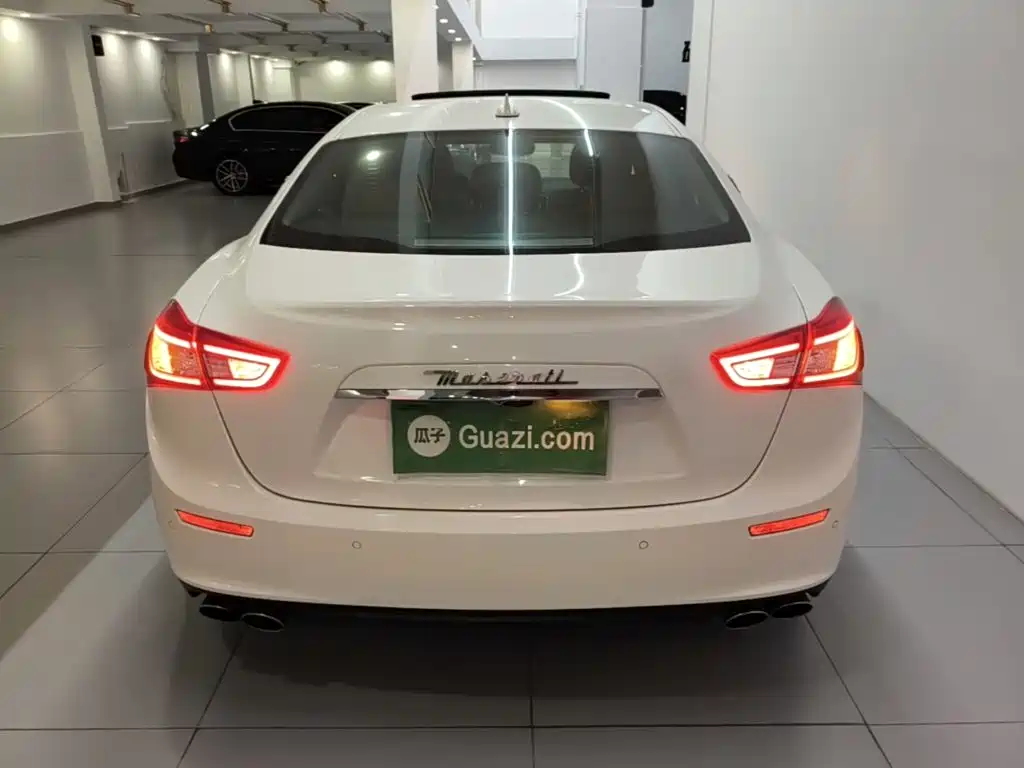 Maserati Ghibli — миниатюра 6