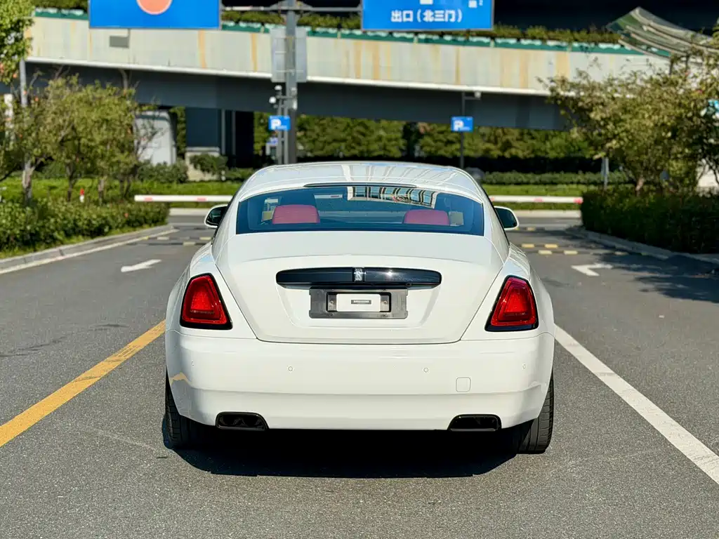 Rolls-Royce Wraith — миниатюра 4