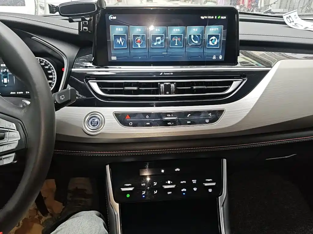 Changan CS75 New Energy — миниатюра 13