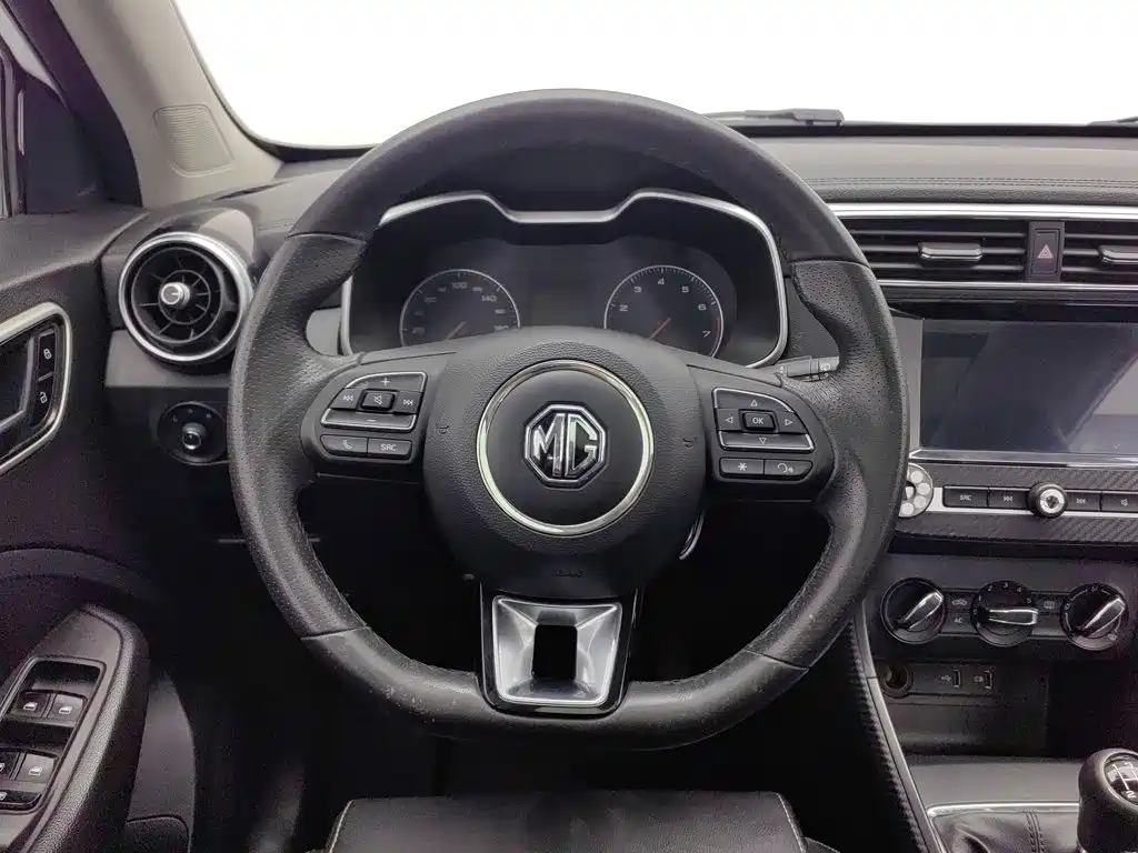 MG ZS — миниатюра 11