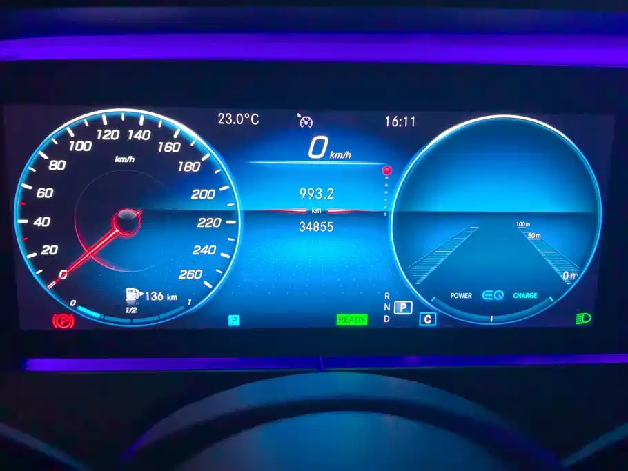 Mercedes-Benz E-Class — миниатюра 14