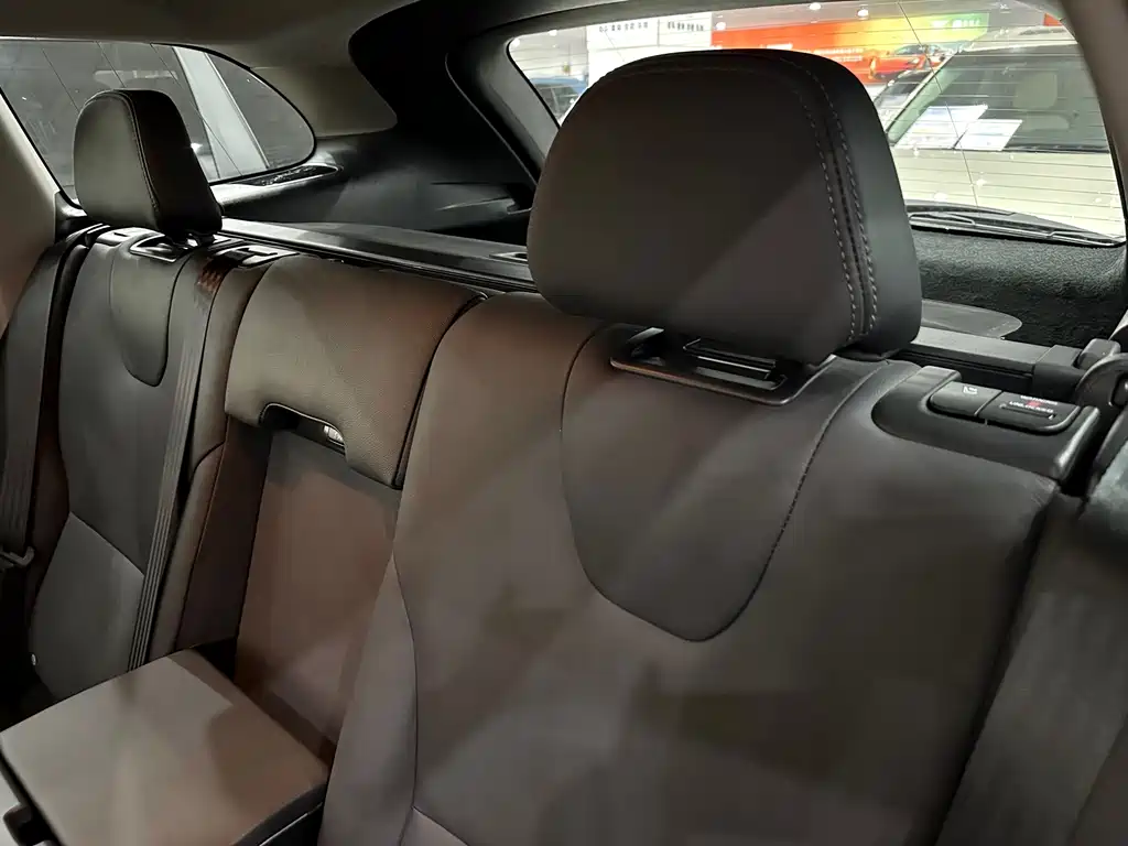 Volvo XC60 — миниатюра 19