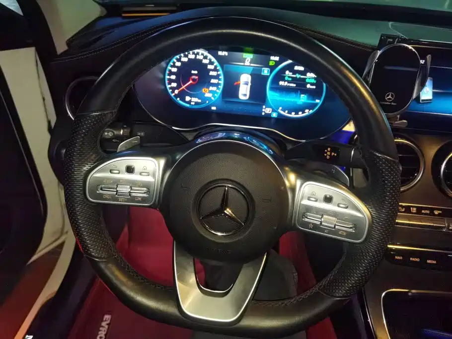 Mercedes-Benz C-Class — миниатюра 15