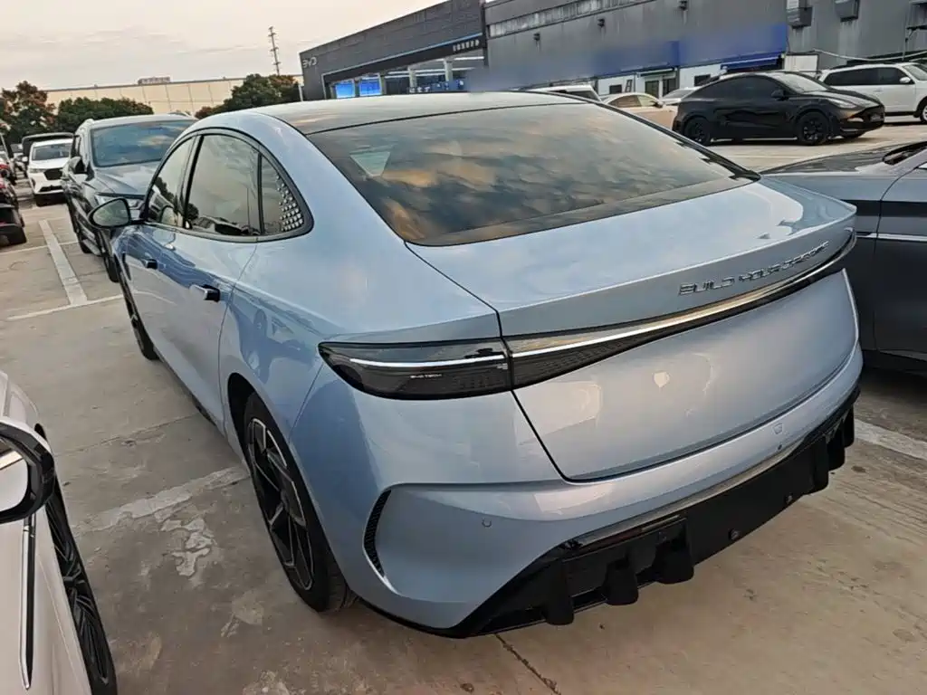 BYD Seal — миниатюра 5
