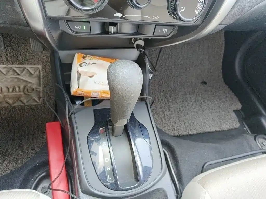 Honda City — миниатюра 10