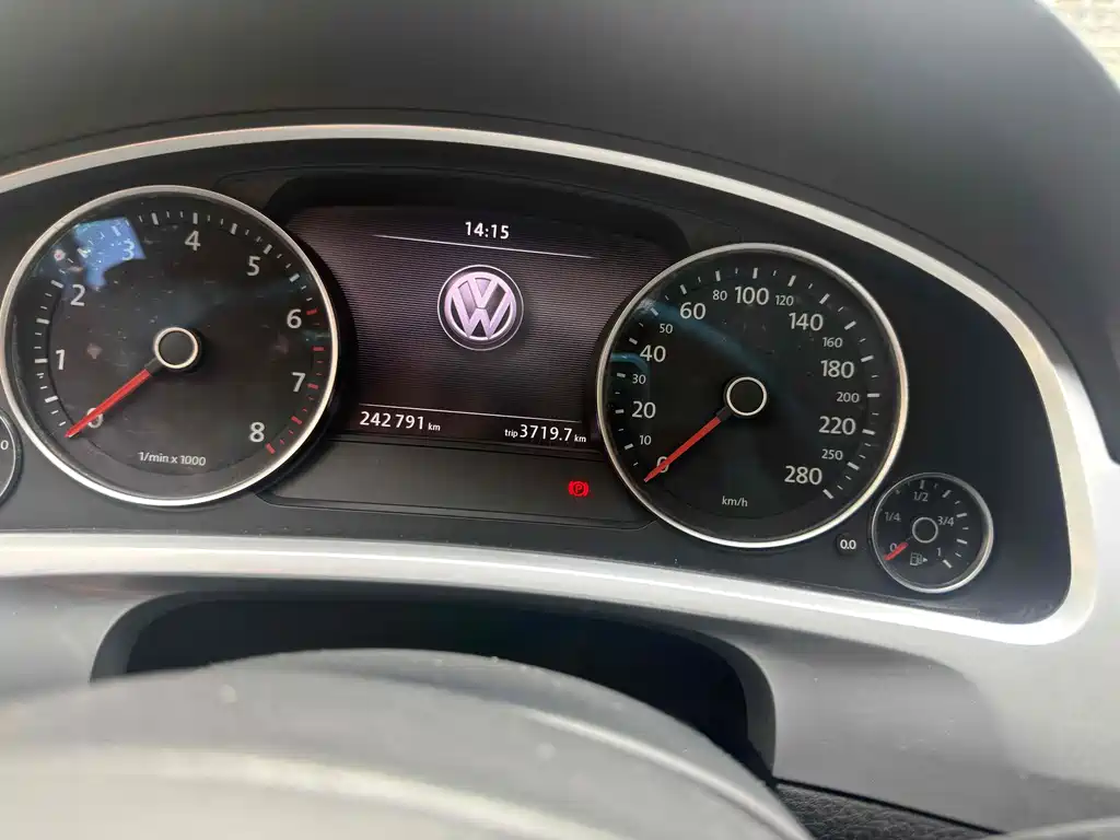 Volkswagen Touareg — миниатюра 6
