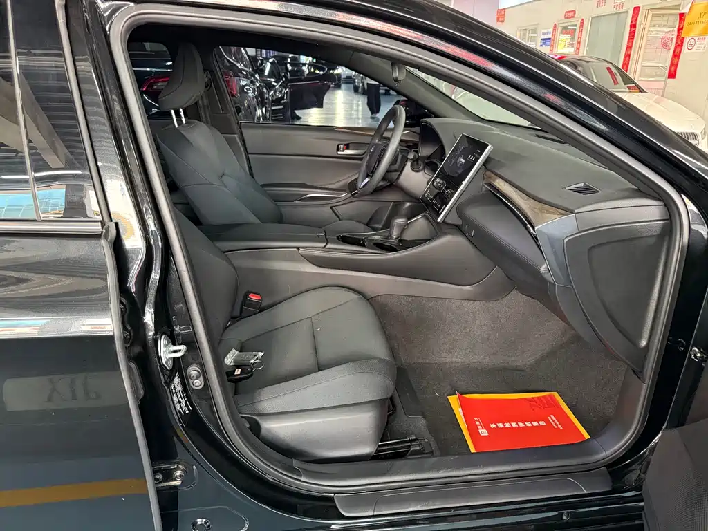 Toyota Avalon 2.0L Progressive Edition, фото 13