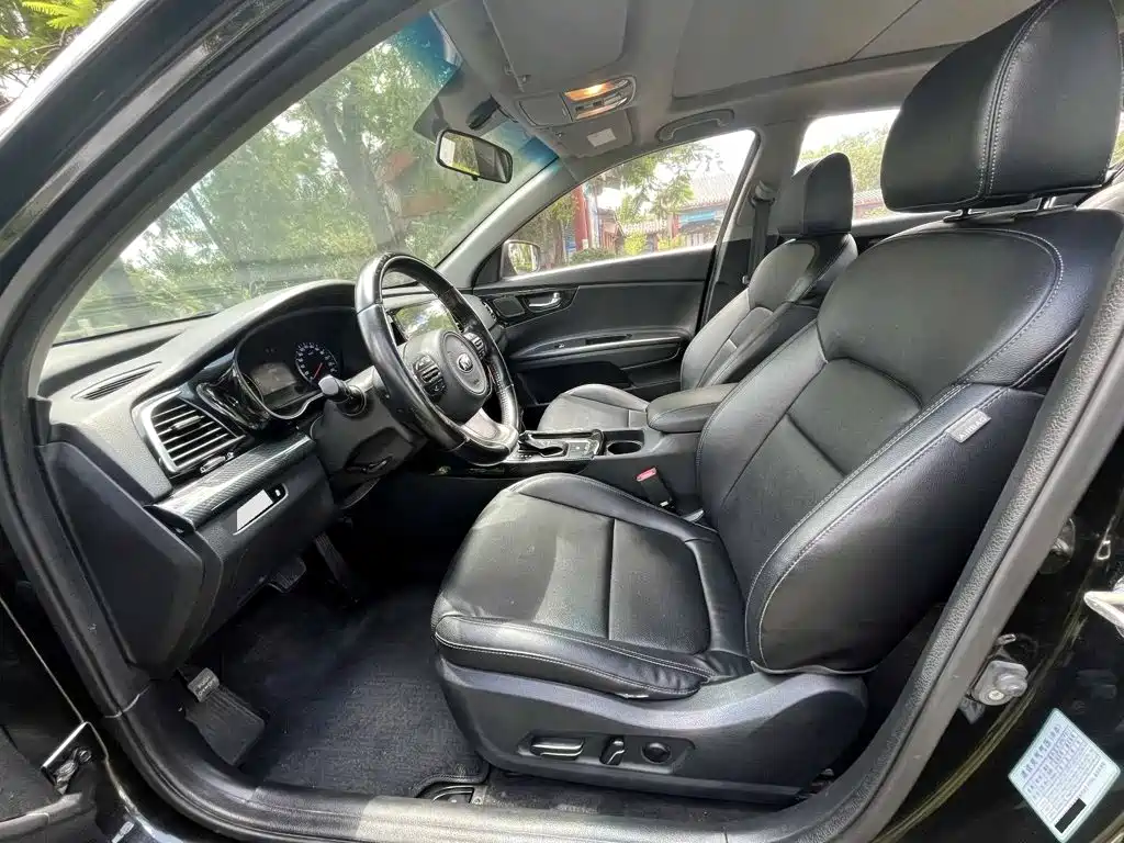 Kia K4 — миниатюра 4