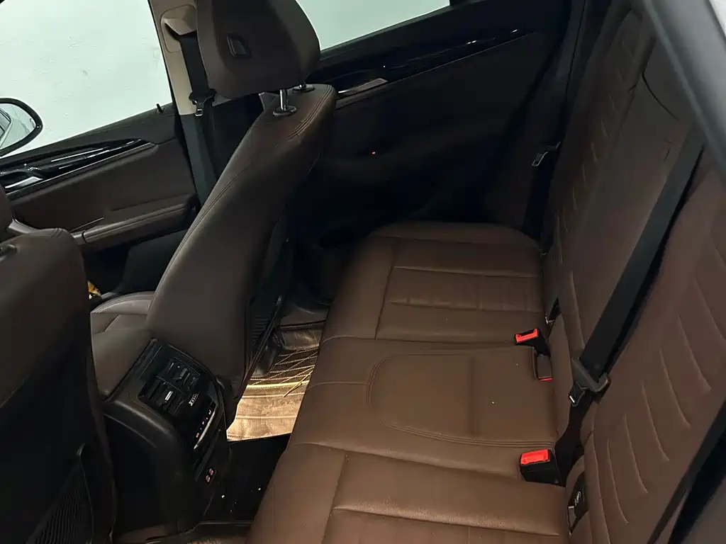 BMW X3 — миниатюра 5
