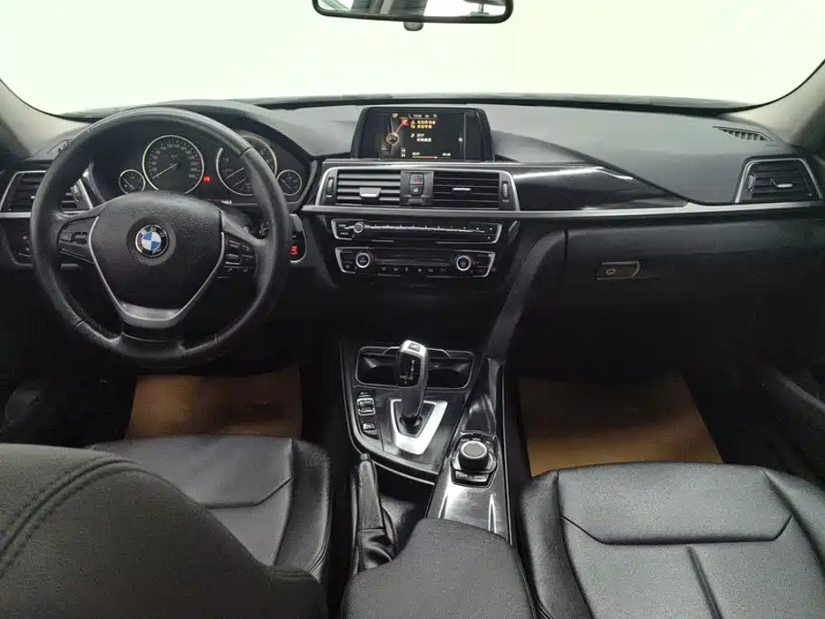 BMW 3 Series — миниатюра 12