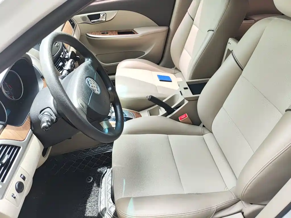 Buick Excelle — миниатюра 8