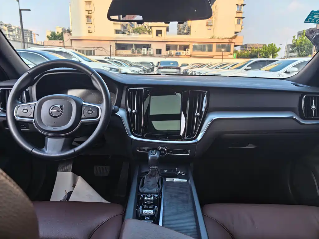 Volvo S60 — миниатюра 6