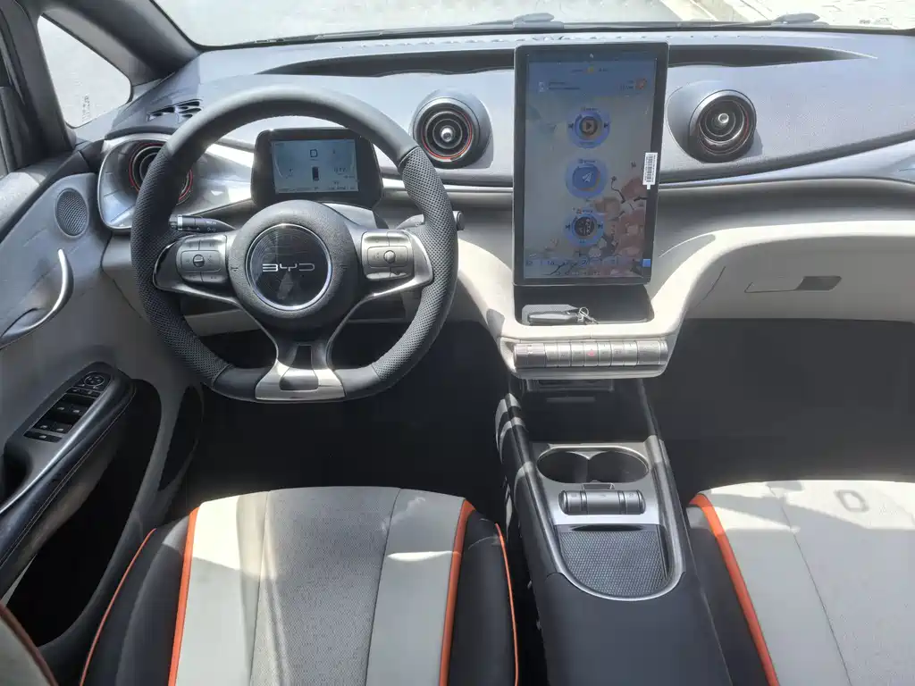 BYD Dolphin — миниатюра 8