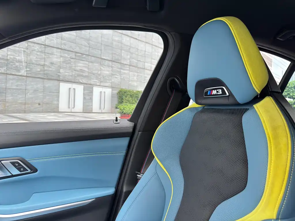 BMW M3 — миниатюра 12