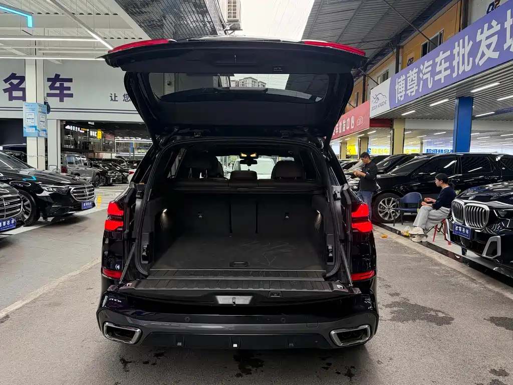 BMW X5 — миниатюра 21