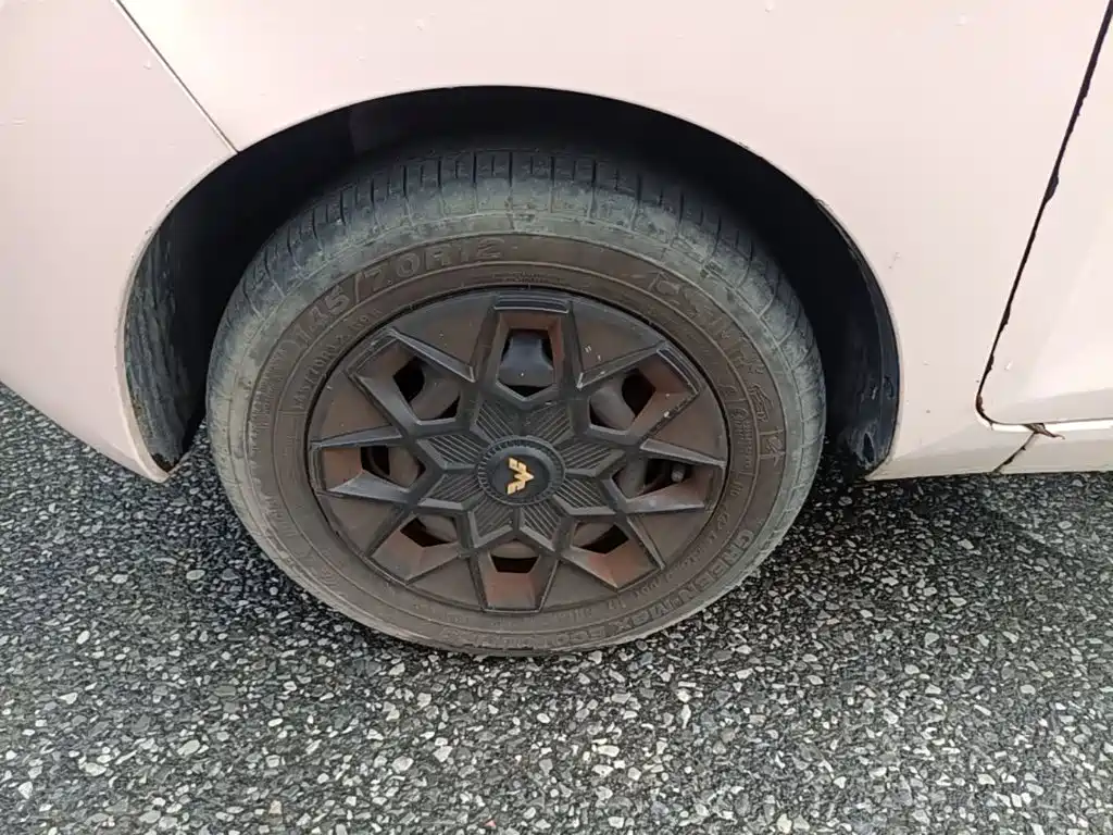 Wuling MINIEV — миниатюра 23